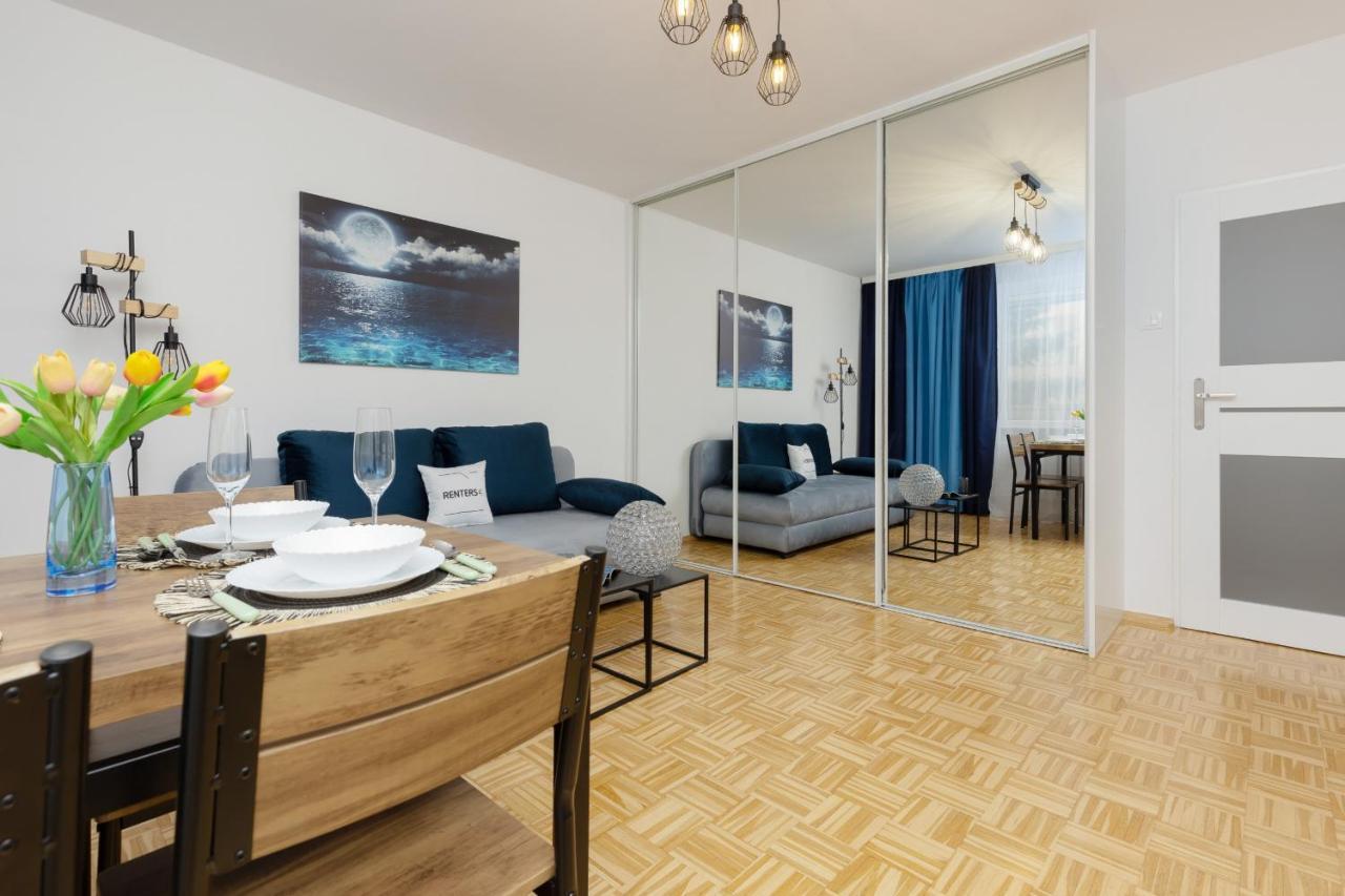 Family Apartment Bogatynska Bemowo By Noclegi Renters Warszawa Exteriör bild
